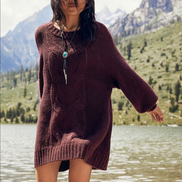 aerie Sweaters - Aerie Oversized Cable Knit Sweater Maroon